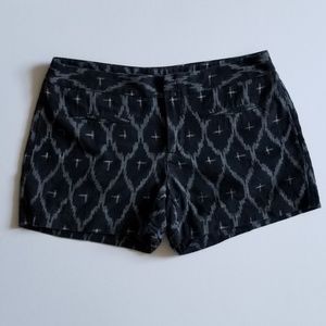 Gap Linen Ikat Shorts